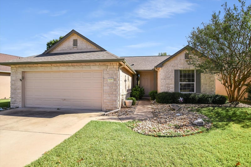 Virtual tour of 117 Beautybush TRL