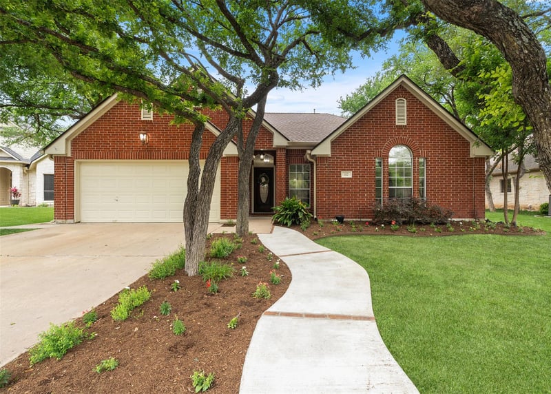 Virtual tour of 117 N Winecup Trl