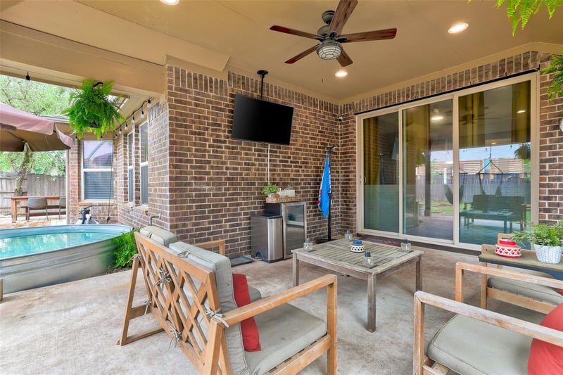 Virtual tour of 117 Rock Dock RD