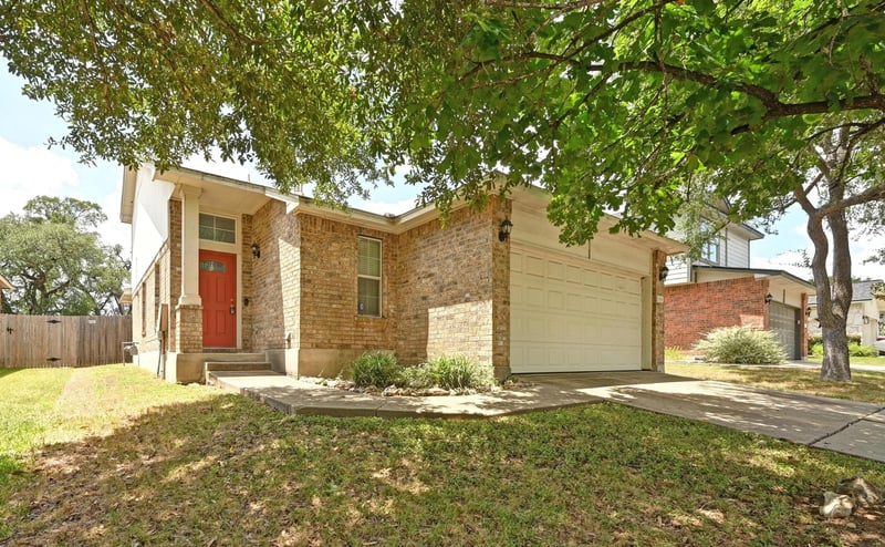 Virtual tour of 11708 Bruce Jenner LN