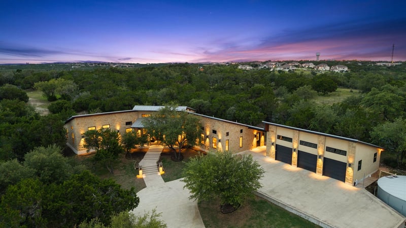 Virtual tour of 11778 Rim Rock TRL