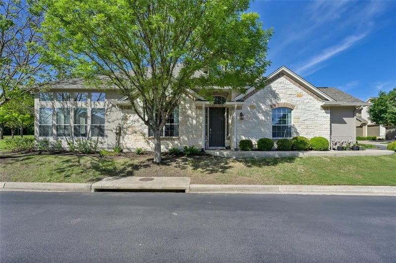 Virtual tour of 118 Aria RDG Unit #804