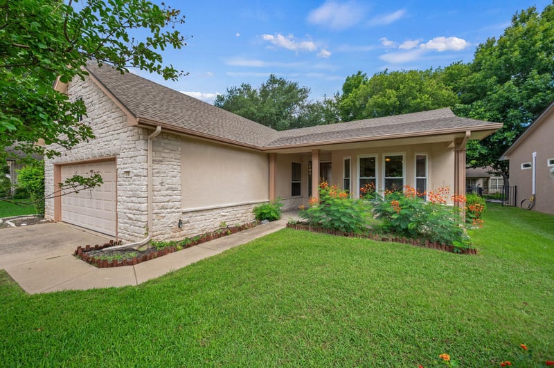Virtual tour of 118 Bass ST