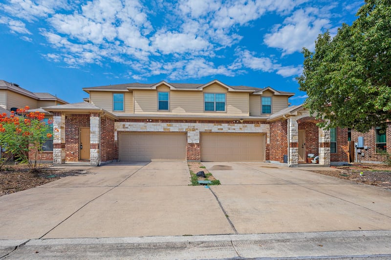 Virtual tour of 118 Creekside Villa DR