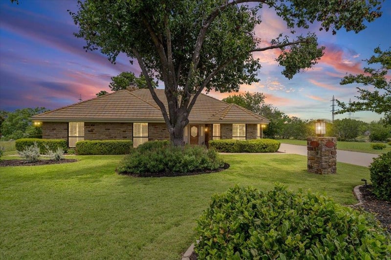 Virtual tour of 118 Longhorn
