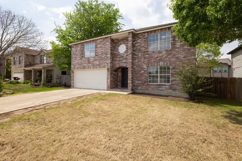 Virtual tour of 1181 Forest Bluff TRL