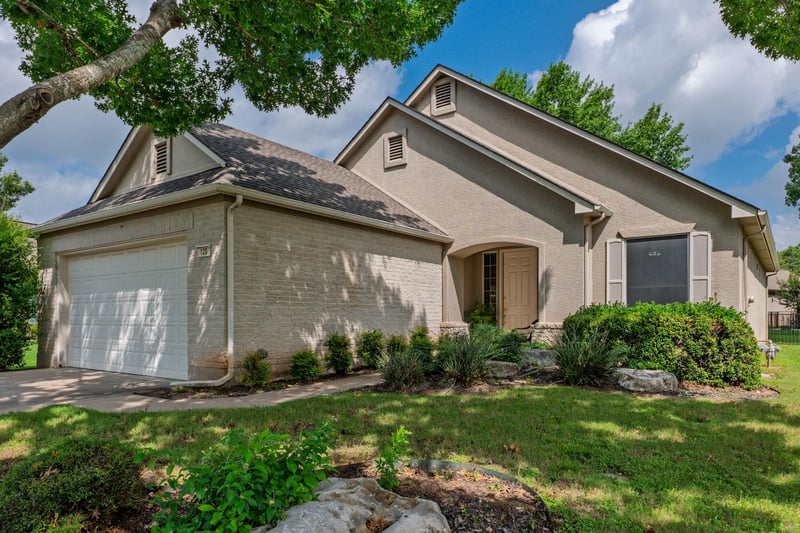 Virtual tour of 120 Beautybush TRL