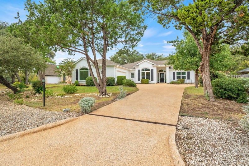 Virtual tour of 120 Copperleaf Rd