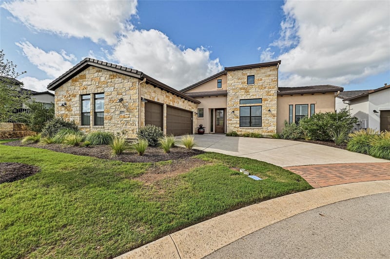 Virtual tour of 120 Delfino Pl