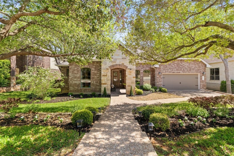 Virtual tour of 120 N Saddle Ridge Dr