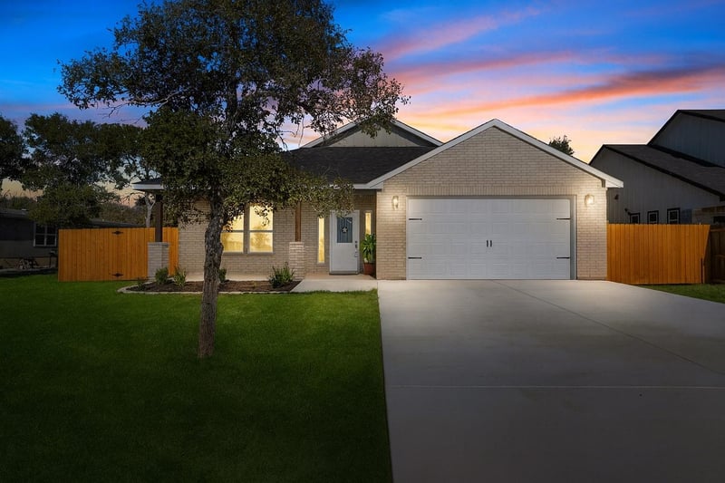 Virtual tour of 120  Plumeria Dr