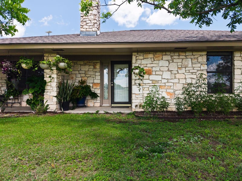 Virtual tour of 120 Rae LN