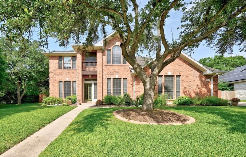 Virtual tour of 12002 Yarbrough Dr