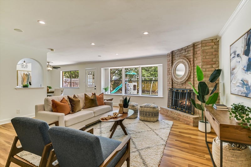 Virtual tour of 12006 Swallow DR