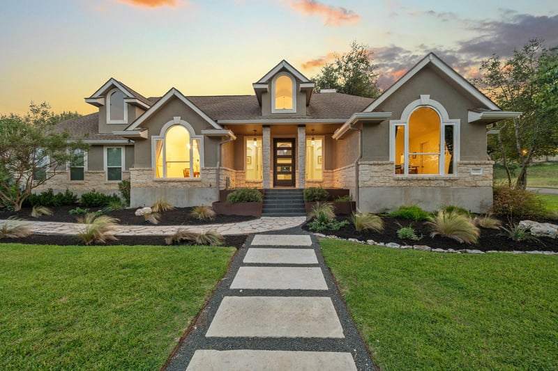 Virtual tour of 12007 Colleyville DR