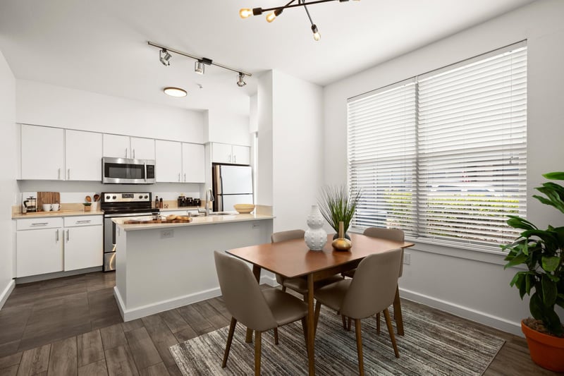 Virtual tour of 1201 Grove Blvd Unit #1103