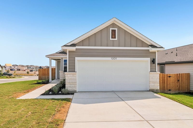 Virtual tour of 1201 Lavender WAY