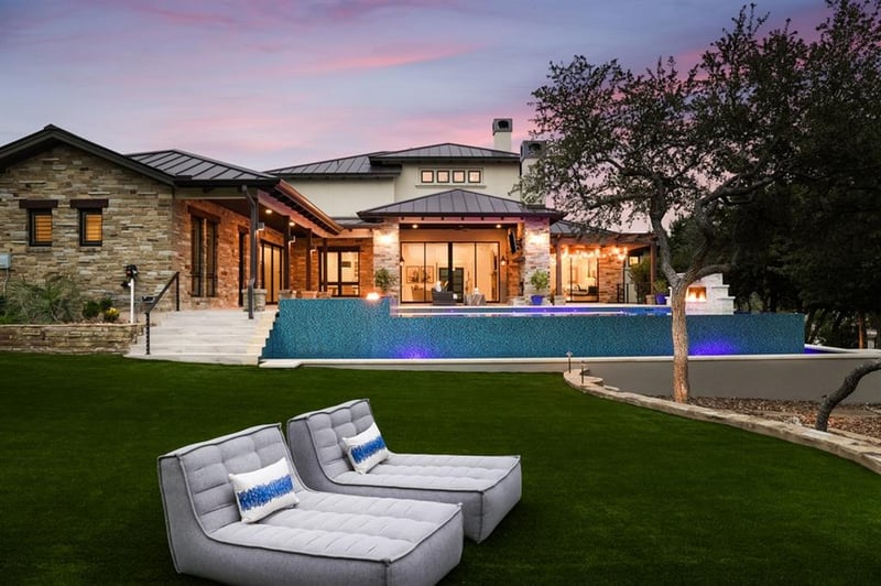 Virtual tour of 12016 Kirkland Ct