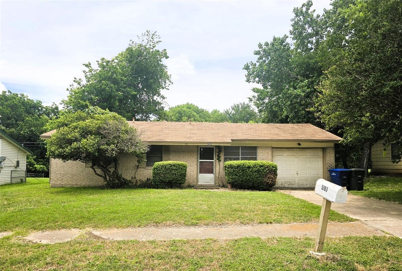 Virtual tour of 1203 Curry Ave