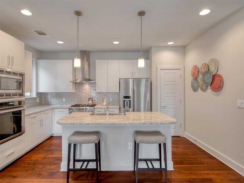 Virtual tour of 1205 Elm ST Unit #8