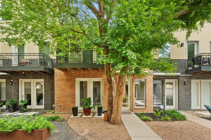 Virtual tour of 1205 Kinney Ave Unit #H