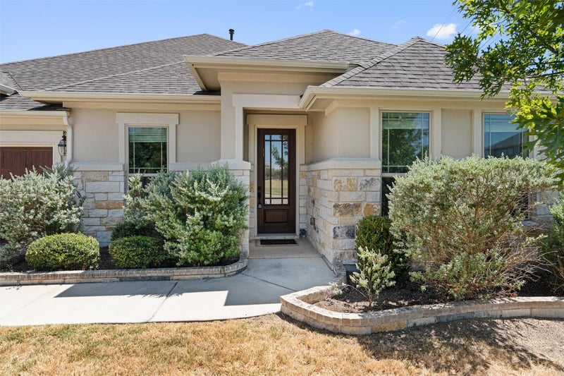 Virtual tour of 1205 Knowles DR