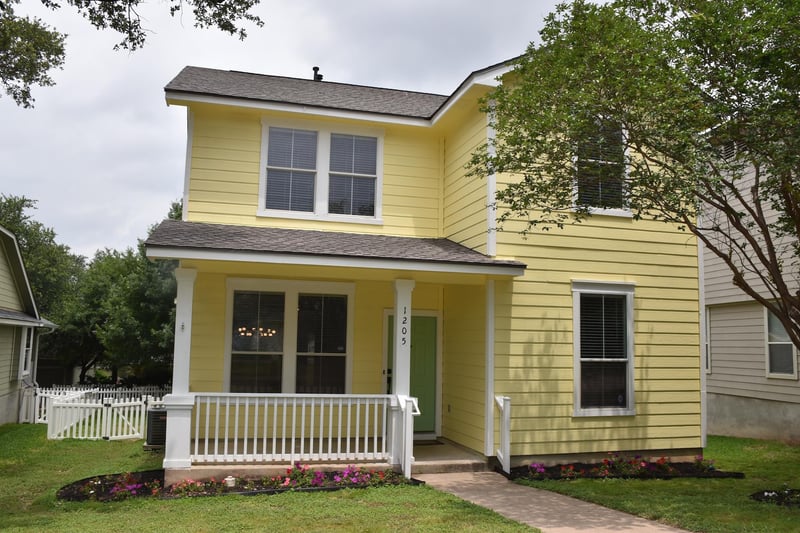 Virtual tour of 1205 Rawhide TRL
