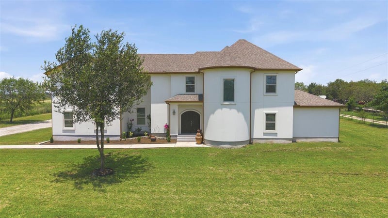 Virtual tour of 1206 Walter Hoffman RD