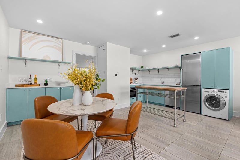 Virtual tour of 1208 Enfield RD Unit #206
