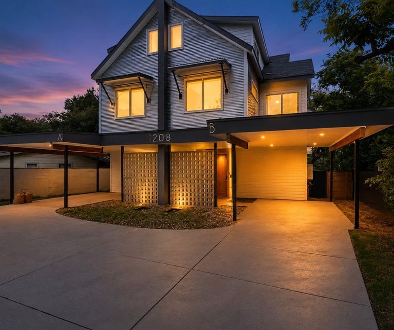 Virtual tour of 1208 W Oltorf ST Unit #B