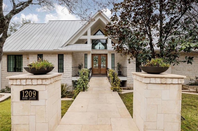 Virtual tour of 1209 Havre Lafitte DR