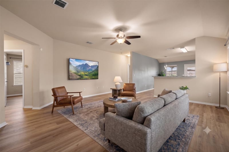 Virtual tour of 12105 Jamie DR