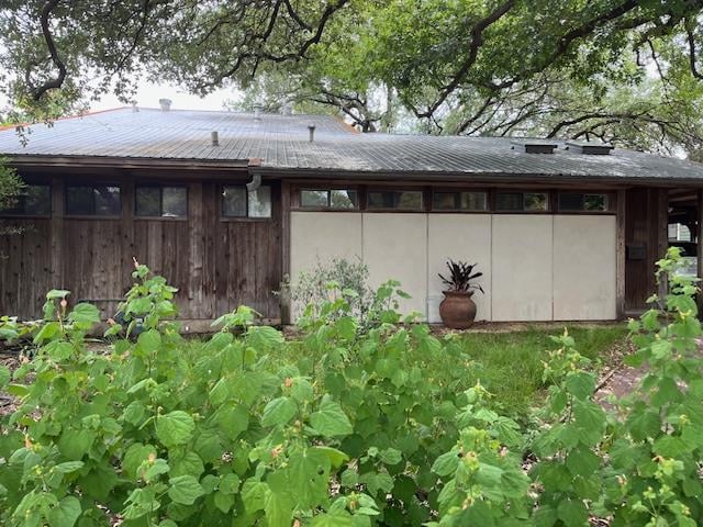 Virtual tour of 1211 Ruth Ave