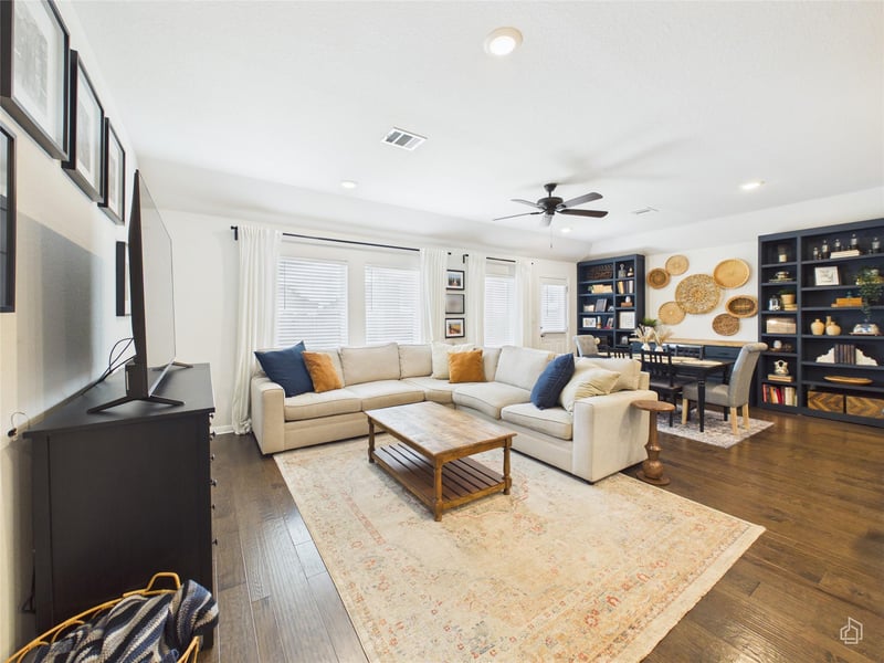 Virtual tour of 12117 Texana TRL