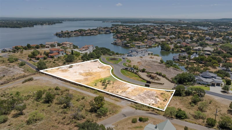 Virtual tour of 1212 Apache Tears