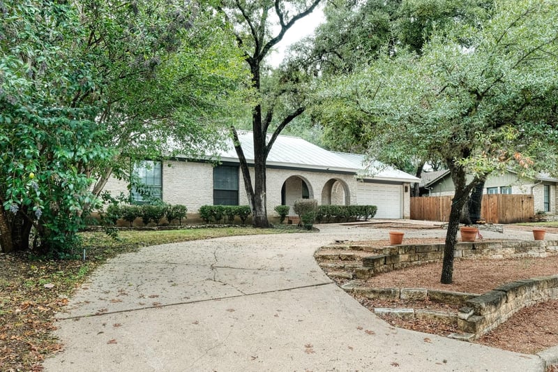 Virtual tour of 1212 Wilderness DR