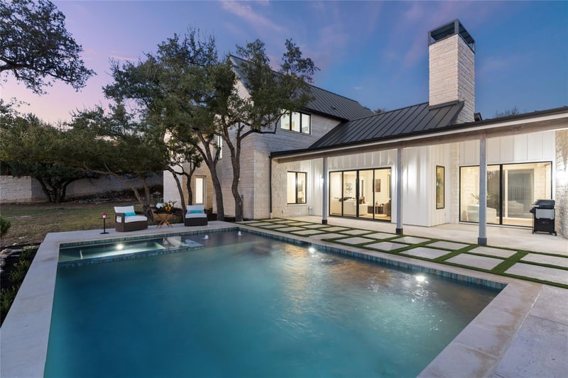 Virtual tour of 12120 Fitzhugh Pl
