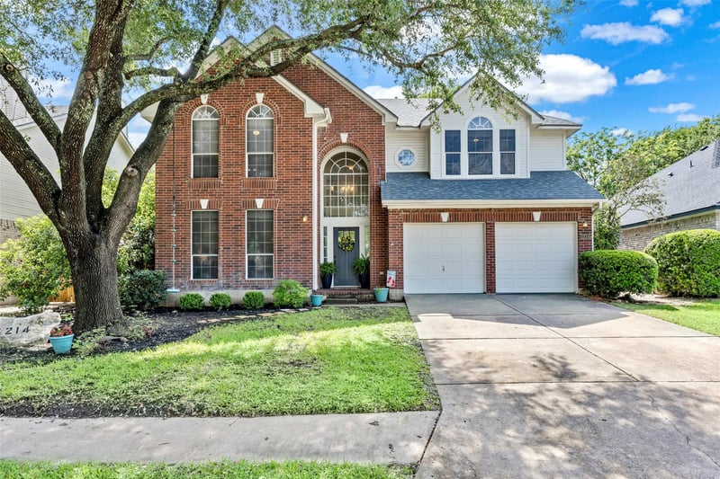 Virtual tour of 1214 Cardinal Ln