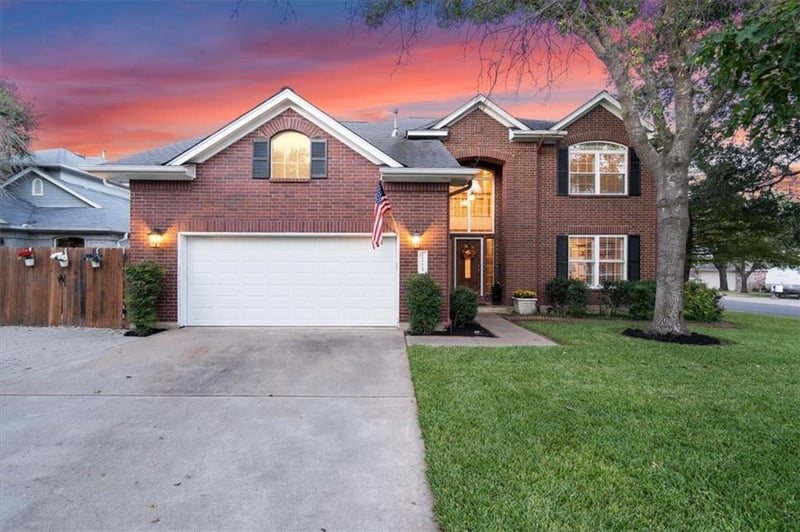 Virtual tour of 1215 Thistle TRL
