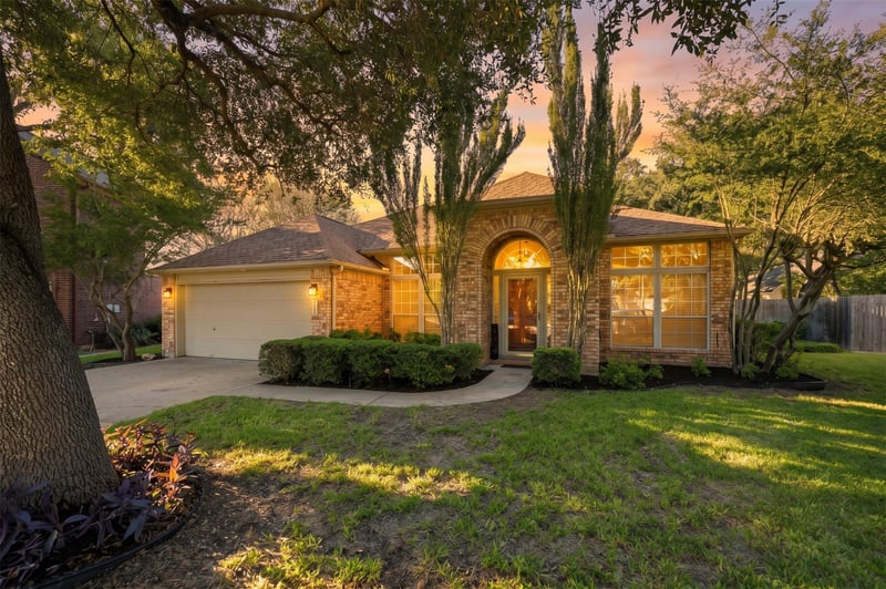 Virtual tour of 1217 Cypress Mill Cir