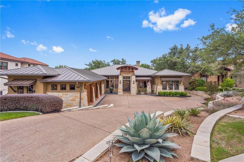 Virtual tour of 122 Escavera CV