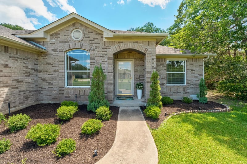 Virtual tour of 122 Litton LN