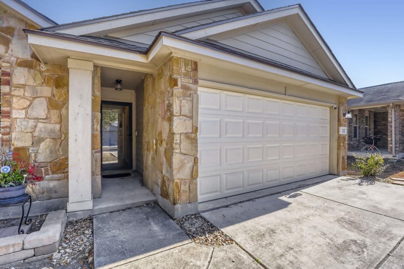 Virtual tour of 122 Wild Plum