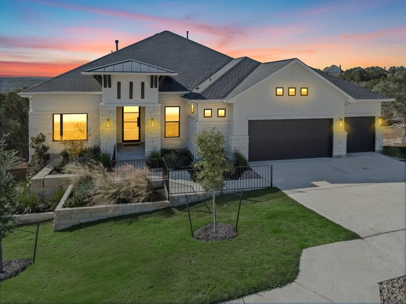 Virtual tour of 1220 Stormy DR