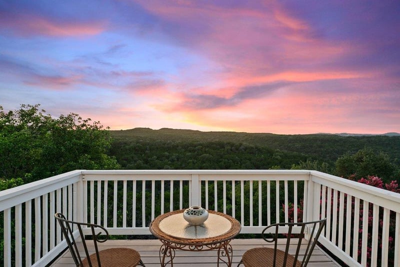 Virtual tour of 12217 Lake Stone Dr