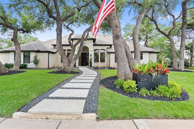 Virtual tour of 1228 Havre Lafitte DR
