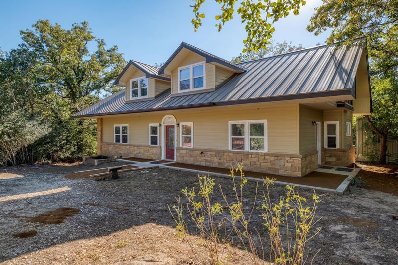 Virtual tour of 123 Bowie Trl