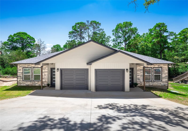 Virtual tour of 123 S Kanaio DR Unit #A & B
