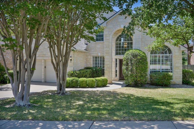 Virtual tour of 12309 Pleasant Hill Ct