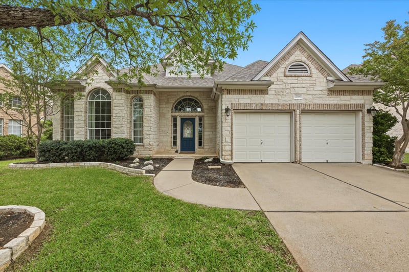 Virtual tour of 12316 Carlsbad Dr